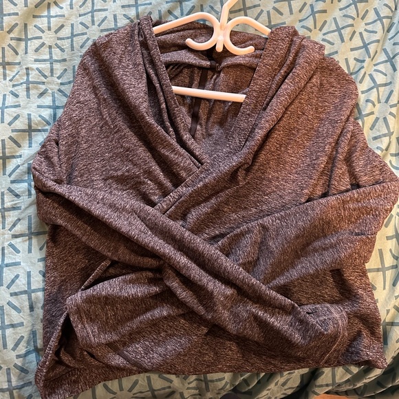 Ivivva Long Sleeve Shrug - Picture 1 of 3